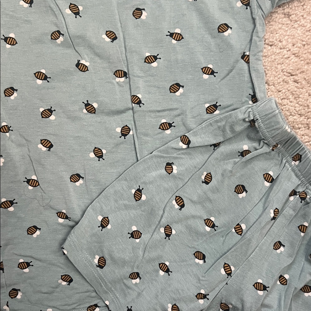 Brave Little Ones Bee Print Short Sleeve PJ Set Size 3T - Picture 3 of 3